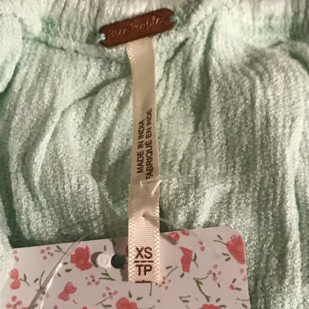 Free People Cora Lee Off The Shoulder Shirt - Picture 5 of 6